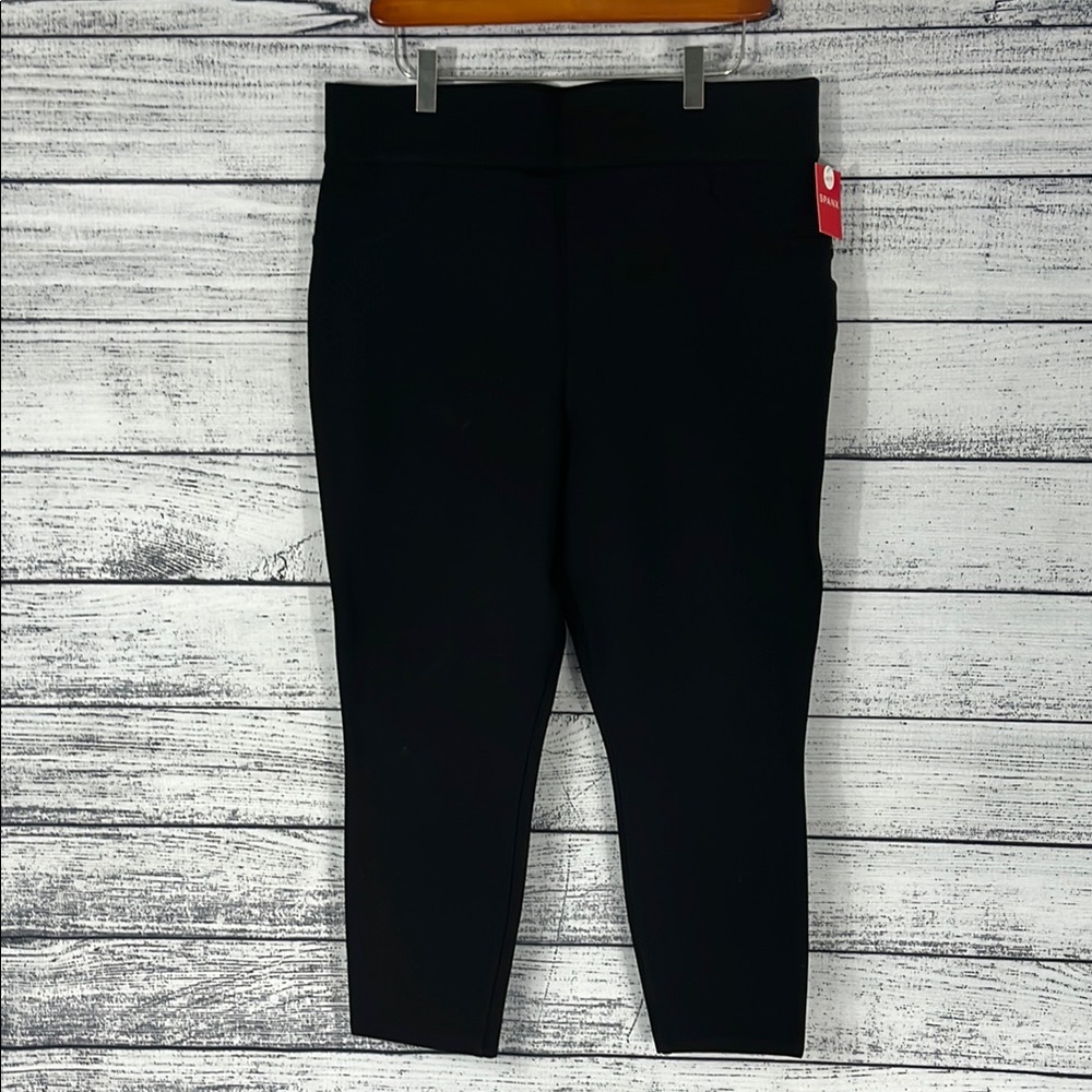 NWT-SPANX-Classic Black Petite Leggings